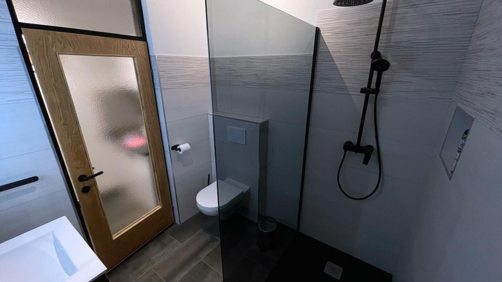 Roses Apartment Prijeten Apartma Za Dve Osebi Mengeš Dış mekan fotoğraf